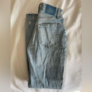 Abercrombie ‘90s straight ultra high rise jeans sz 26/2S